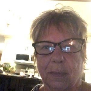 Meet your Posher, Sharon